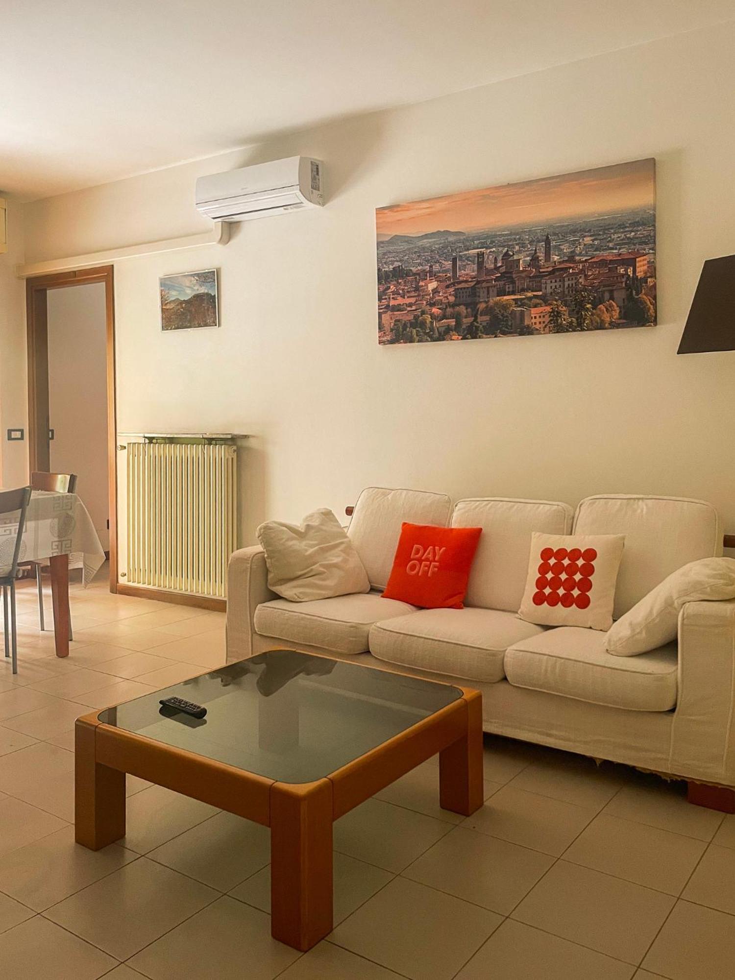 Appartamento Three Towers Μπέργκαμο Εξωτερικό φωτογραφία